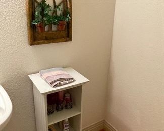 Small cabinet 