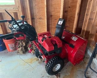 TROY-BILT Snow Blower