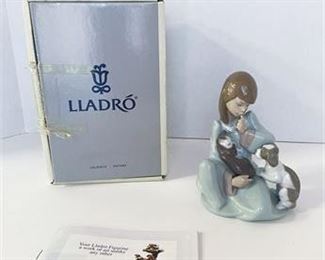 Lladro Cat Nap Figurine 
