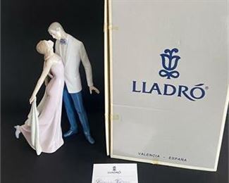 Lladro Happy Anniversary Figurine wCOA 