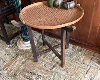 WOODEN PAGODA BASE TRAY STAND WITH WICKER 