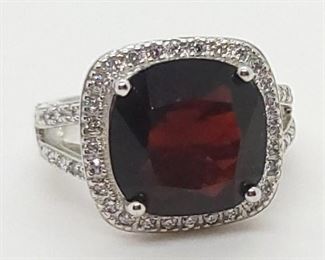 17w - 6.25ct Garnet & White Sapphire Sterling Ring size 6