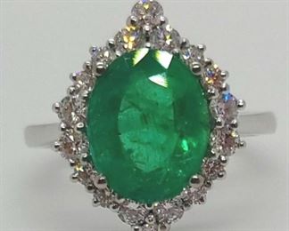 30z - Platinum Emerald & Diamond Ring Size 6.5 Natural Beryl Emeral weight 3.57 carat 18 Natural Diamonds total weight .74 carats
