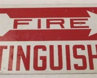 293x - Metal Fire Extinguisher Sign 14 x 6.5