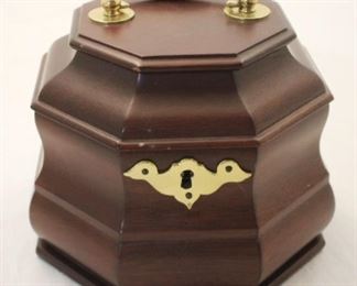 316x - Wood Tea Caddy - 5 x 5.5