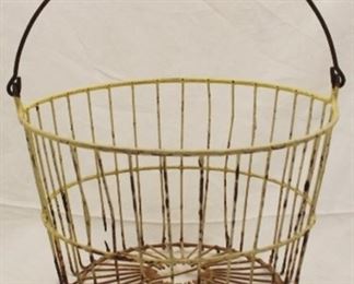 512 - Metal Egg Basket 15" x 17"