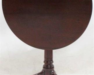 840 - Jefferson reproduction tilt top round tea table 28 1/2 x 24 1/2 diameter