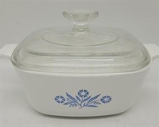 1041 - Corning Cornflower 1 1/2 qt dish w/ lid