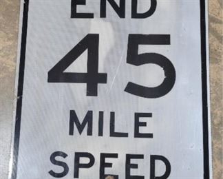 1048 - Speed limit sign 30 x 24