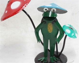 1125 - Metal frog & mushroom garden decor 22 1/2