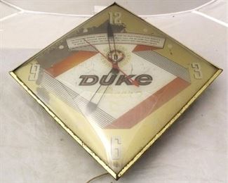 3321 - Vintage Duke Beer bubble glass lighted clock 22 x 21