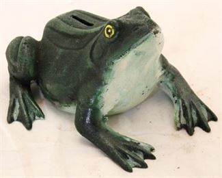 5258 - Cast iron frog bank 5 x 7 x 7