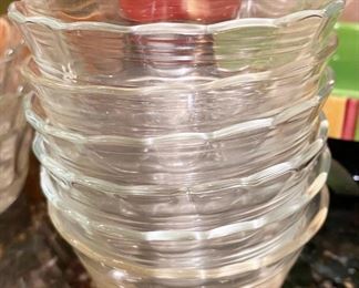 Pyrex Small Bowls