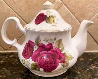 Chelson JBP China Burgundy Rose Tea Pot