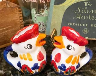 Italian style rooster mini creamer pitchers