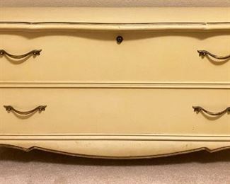 1970s French Provincial Lane Sweetheart Chest