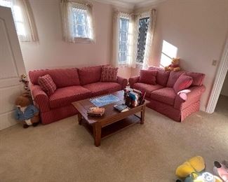 Loveseat and sofa fun color