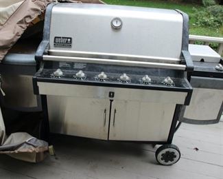 Weber Summit Gold natural gas bbq