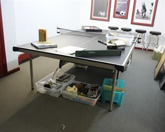 Stiga ping pong table