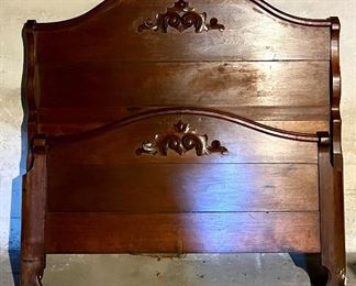 Antique Full Bed with bedrails 
