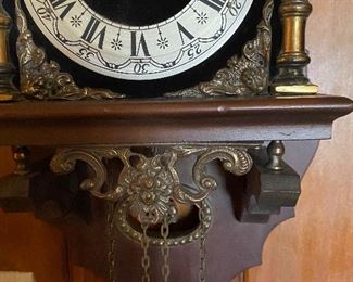 Another view of cuckoo clock