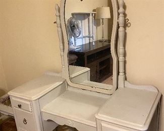 Dixie dressing table—also has a chest of drawers, rocker, and dressing table bench