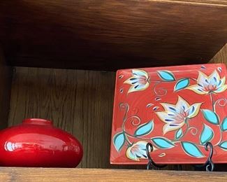 Beautiful southern home tray and vase.