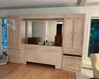 Thomasville Queen Size Headboard Wall Unit