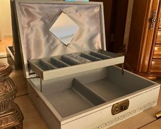 Vintage Jewelry Box
