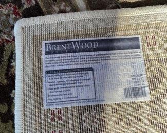 5.3' x 7.3' Brentwood Area Rug