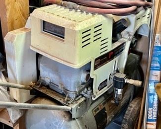 Sears Craftsmen Air Compressor/ Paint Sprayer