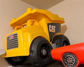 Mega Bloks Cat First Builders Dump Truck
