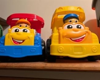 Mega Bloks First Builders Dylan Dump Truck and Sonny School Bus