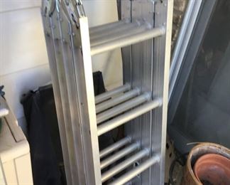 Aluminum Folding 16ft Ladder