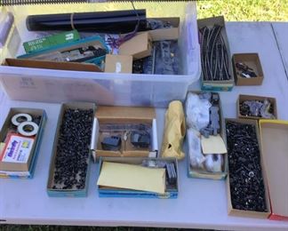 HO Train Tracks And Lots Of Parts