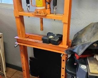 Hydraulic Bearing Press 12 Ton