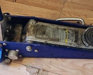 Hydraulic Floor Jack 3000 Lbs