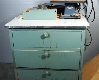 Craftsman Router In Router Table, Mounted To 3 Drawer Cabinet, With Contents Including Accessories And Tools