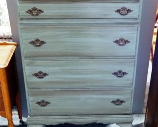 Bassett Furniture Chest Of Drawers, 4 Drawers, Cabriole Legs, 53" H x 32" W x 18" D