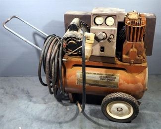 Craftsman Twin Cylinder 100 PSA Air Compressor Model 106.154581
