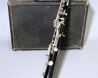 Vito Reso-Tone Clarinet In Carry Case