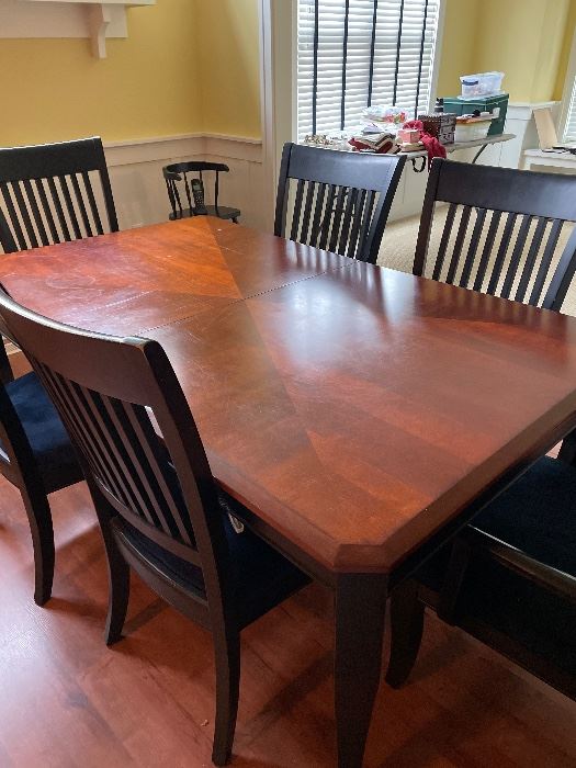 Nice Sale in SE Grand Rapids! Quality Furniture,... starts on 10/13/2022