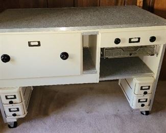 Desk work area on wheels