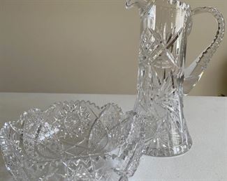 Extremely gorgeous cut crystal