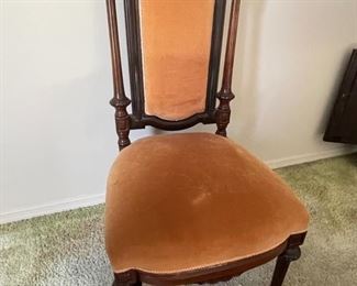 Gorgeous set of 4 American Chairs