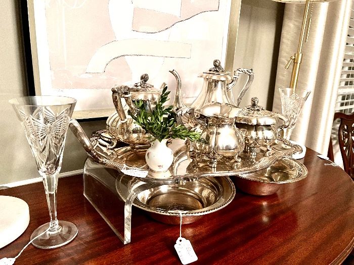 Wonderful in Windsor Farms Perfectly Curated... starts on 10/29/2022