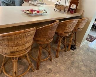 there is 3 bar stools