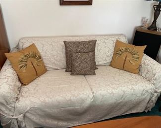 Lovely sofa bed