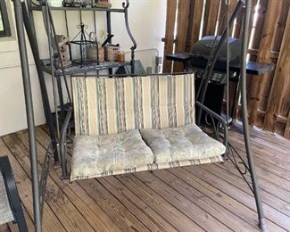 Swing & very comfortable