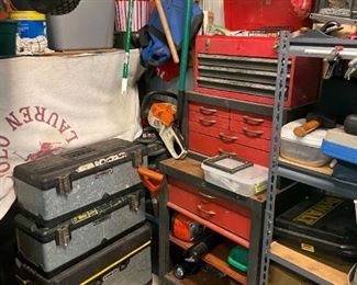 Tool boxes are loaded & we will be  unloading durning set up selling separate